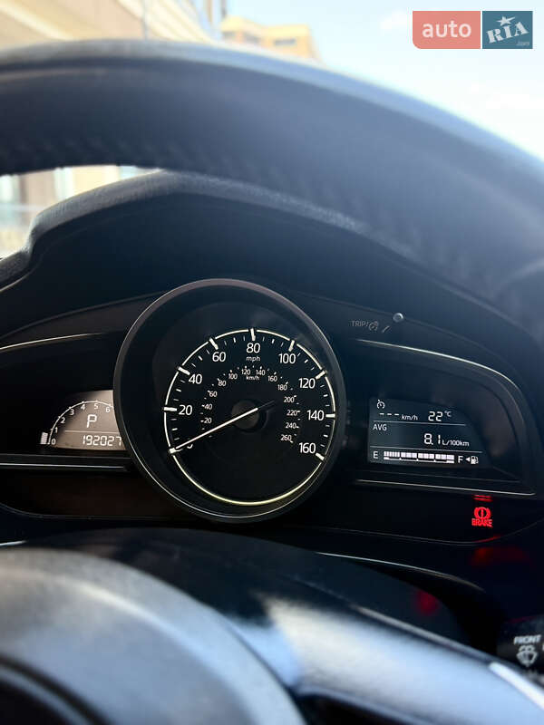 Седан Mazda 3 2017 в Софіївській Борщагівці