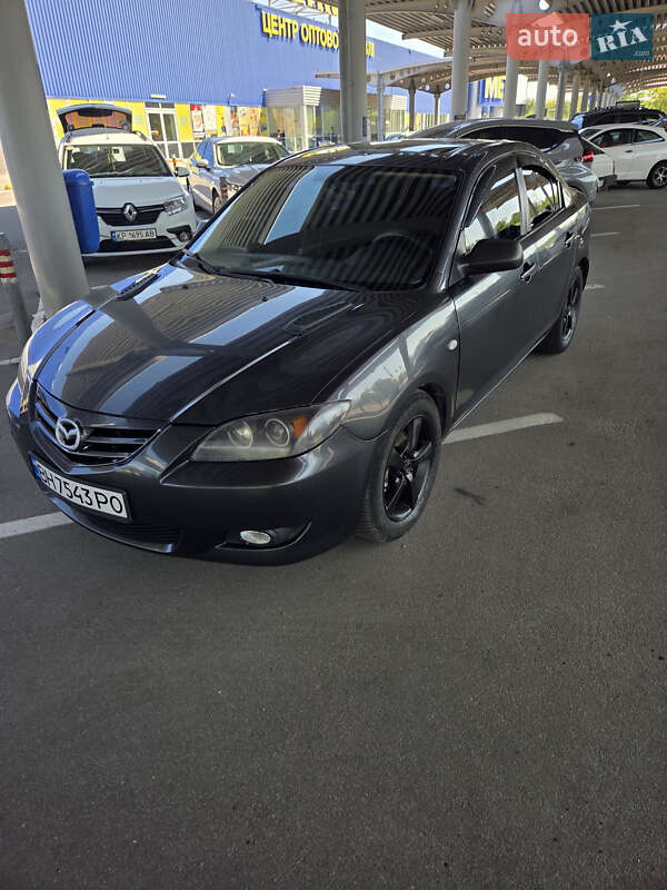 Седан Mazda 3 2005 в Запорожье