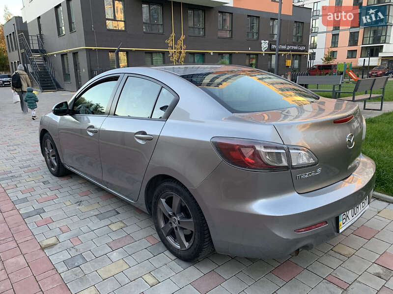 Седан Mazda 3 2012 в Луцьку фото 4 Седан Mazda 3 2012 в Луцьку