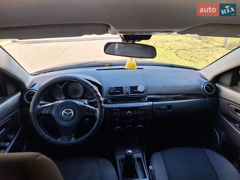 Хэтчбек Mazda 3 2008 в Кременчуге