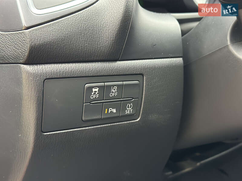 Седан Mazda 3 2017 в Києві фото 16 Седан Mazda 3 2017 в Києві