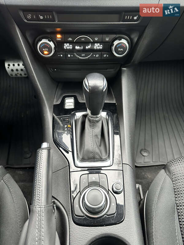 Седан Mazda 3 2017 в Києві фото 30 Седан Mazda 3 2017 в Києві