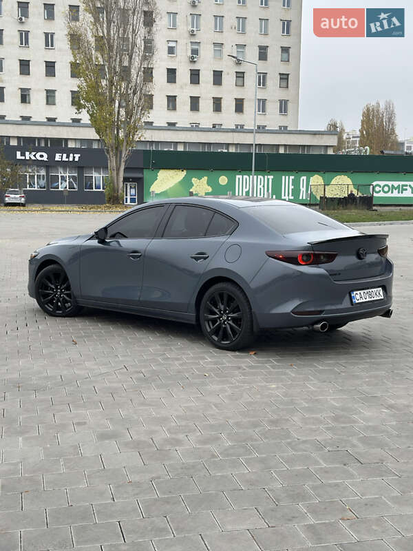 Седан Mazda 3 2022 в Черкассах