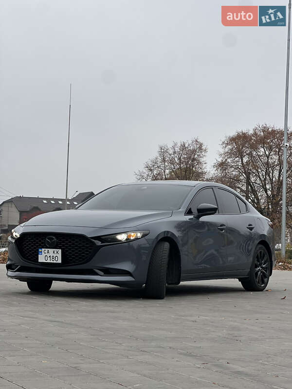 Седан Mazda 3 2022 в Черкассах