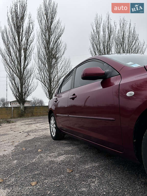 Хетчбек Mazda 3 2008 в Томаківці