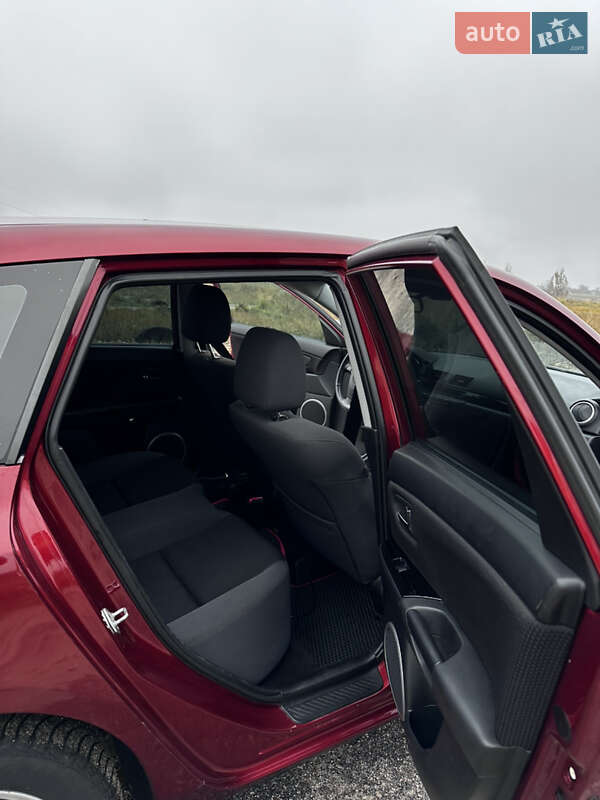 Хетчбек Mazda 3 2008 в Томаківці