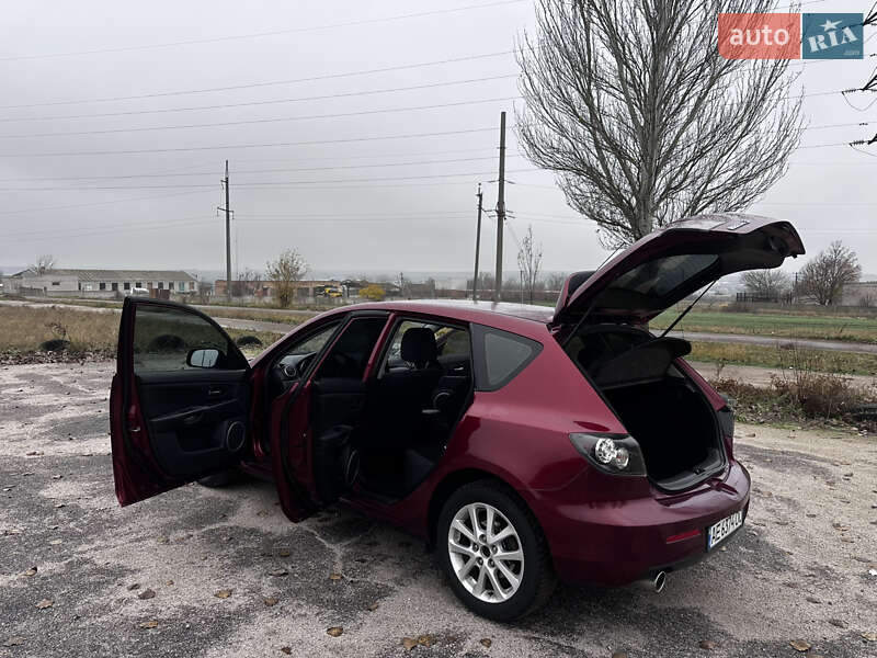 Хетчбек Mazda 3 2008 в Томаківці