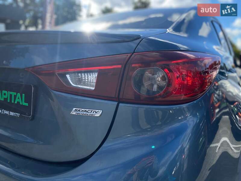 Седан Mazda 3 2014 в Києві