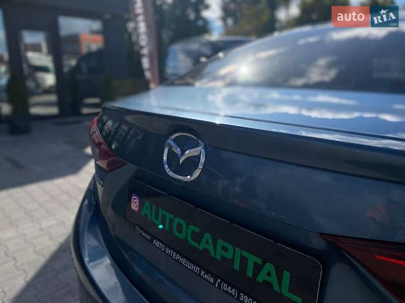 Седан Mazda 3 2014 в Києві