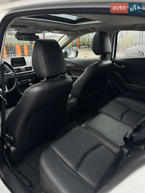 Хетчбек Mazda 3 2017 в Вінниці фото 17 Хетчбек Mazda 3 2017 в Вінниці