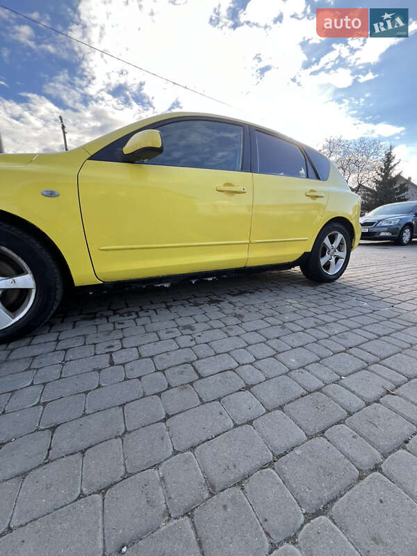 Хэтчбек Mazda 3 2006 в Львове