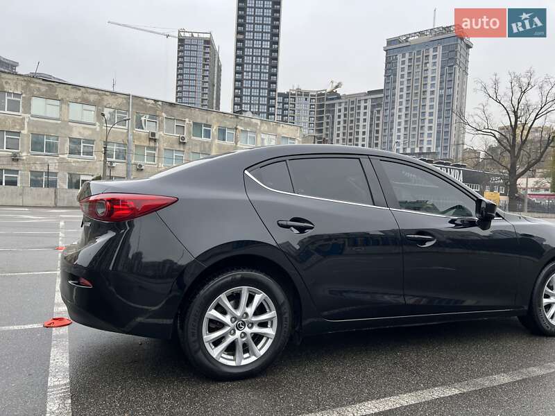 Седан Mazda 3 2017 в Києві фото 19 Седан Mazda 3 2017 в Києві