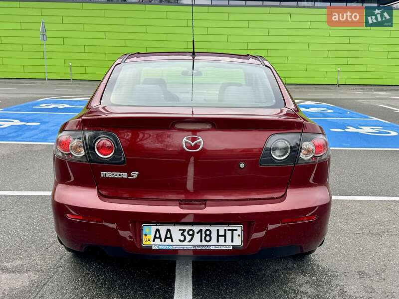 Седан Mazda 3 2008 в Киеве