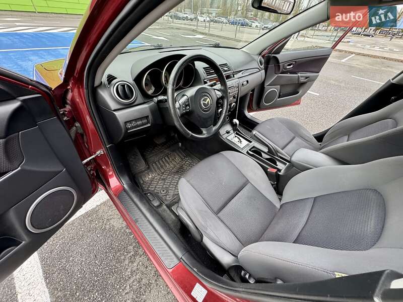 Седан Mazda 3 2008 в Киеве