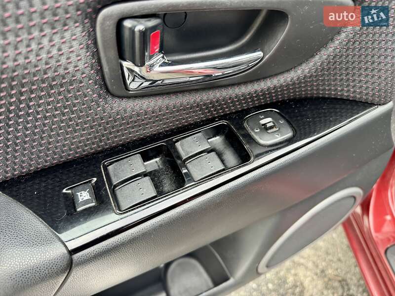 Седан Mazda 3 2008 в Киеве