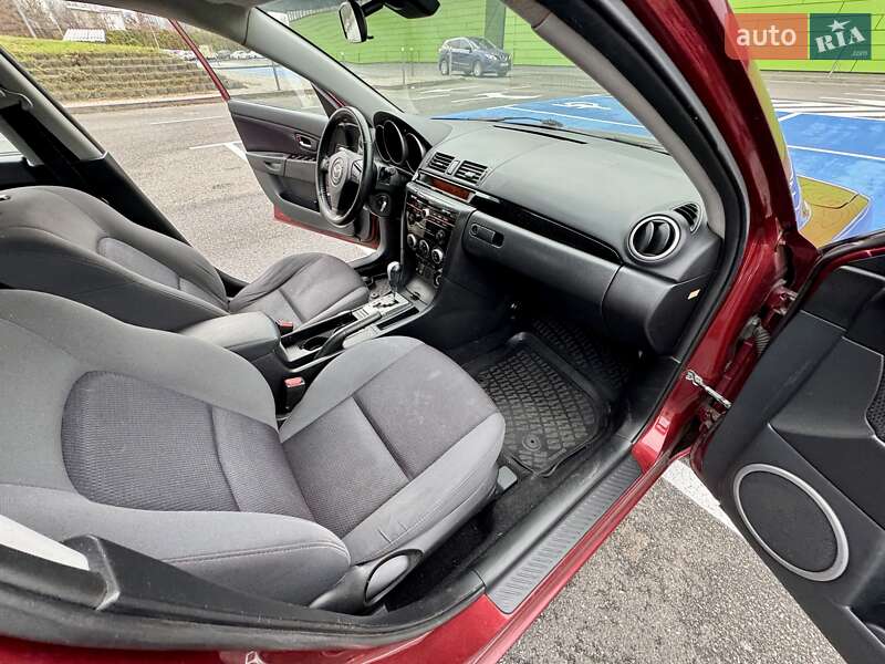 Седан Mazda 3 2008 в Киеве