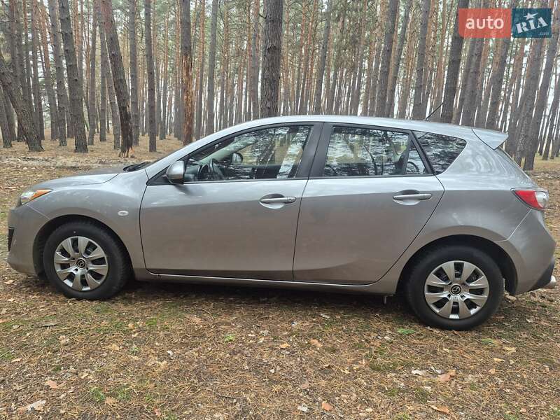 Хэтчбек Mazda 3 2010 в Харькове