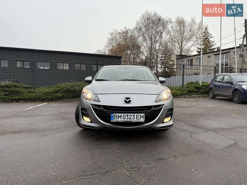 Хэтчбек Mazda 3 2010 в Сумах