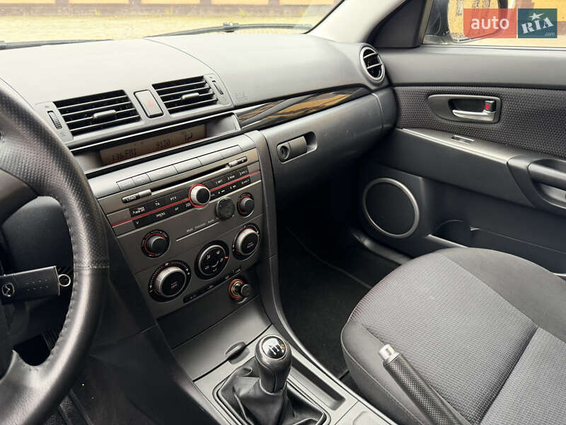 Хэтчбек Mazda 3 2007 в Черновцах фото 11 Хэтчбек Mazda 3 2007 в Черновцах