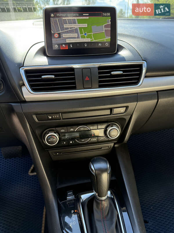 Седан Mazda 3 2013 в Кривому Розі