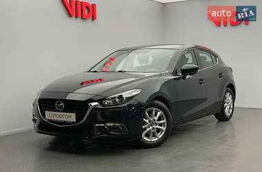 Хэтчбек Mazda 3 2018 в Киеве