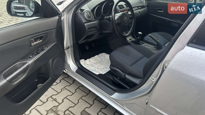 Хетчбек Mazda 3 2004 в Чернівцях фото 11 Хетчбек Mazda 3 2004 в Чернівцях
