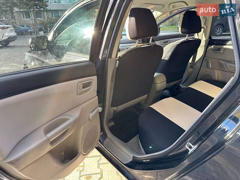 Хэтчбек Mazda 3 2006 в Тернополе