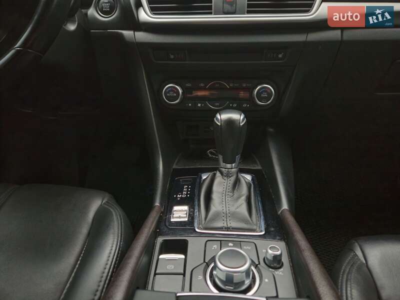 Хэтчбек Mazda 3 2017 в Киеве фото 8 Хэтчбек Mazda 3 2017 в Киеве