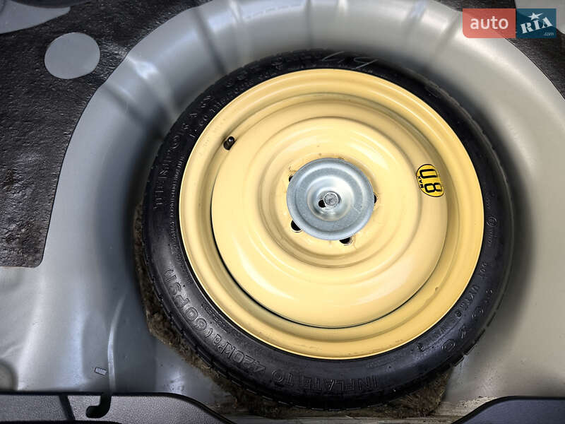 Хэтчбек Mazda 3 2010 в Виннице