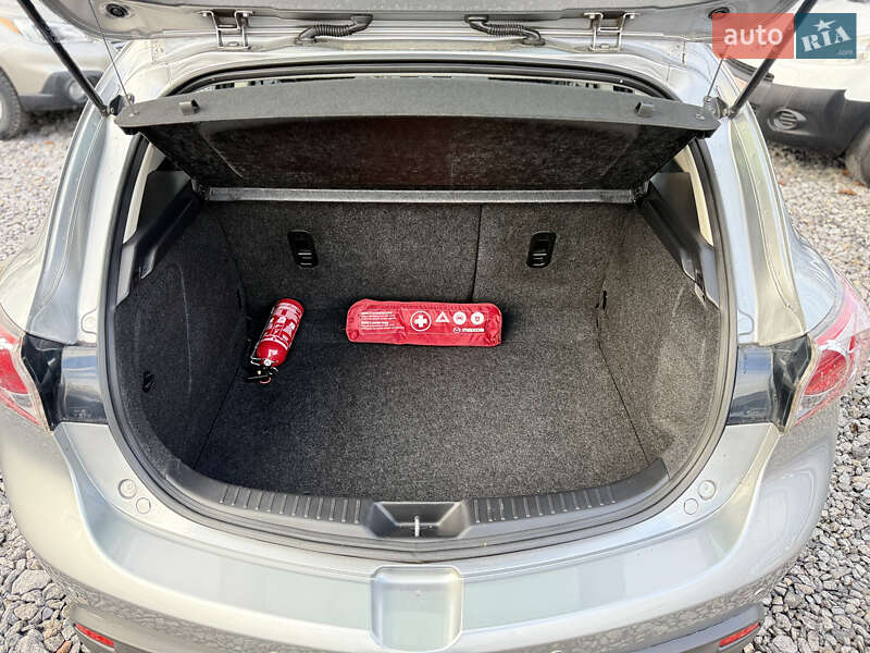 Хэтчбек Mazda 3 2010 в Виннице