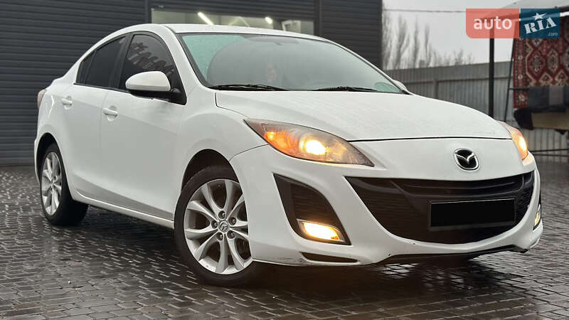 Седан Mazda 3 2010 в Дніпрі