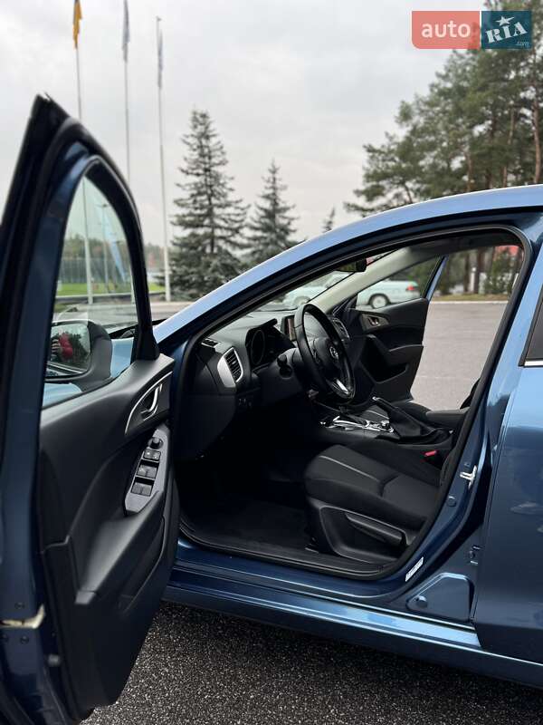 Седан Mazda 3 2017 в Києві фото 29 Седан Mazda 3 2017 в Києві