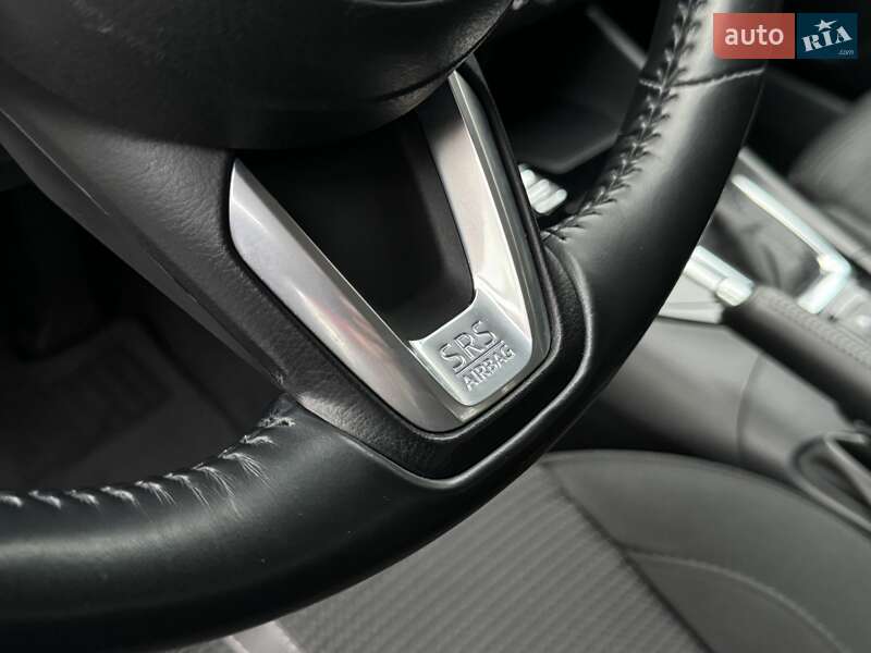 Седан Mazda 3 2017 в Києві фото 43 Седан Mazda 3 2017 в Києві