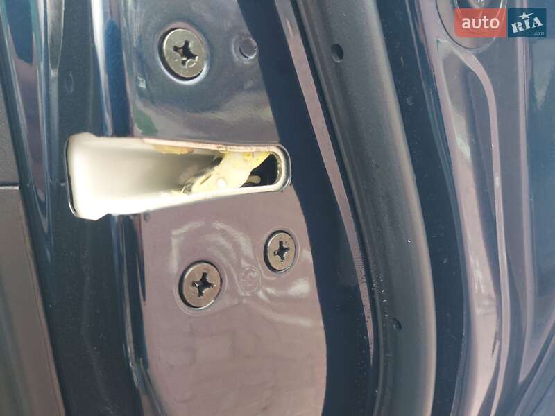 Хетчбек Mazda 3 2017 в Новомиргороді фото 35 Хетчбек Mazda 3 2017 в Новомиргороді