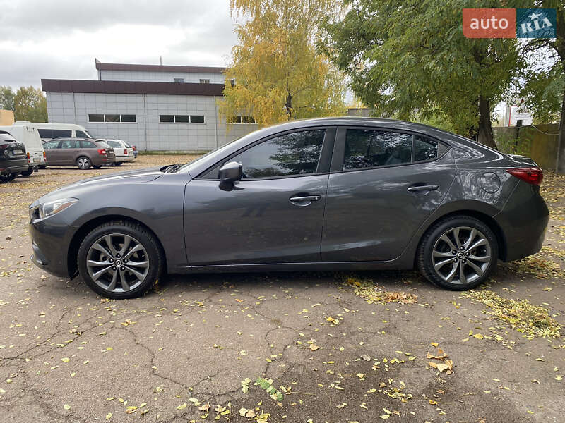 Седан Mazda 3 2015 в Києві