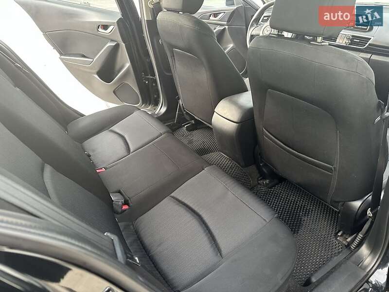 Седан Mazda 3 2015 в Києві фото 38 Седан Mazda 3 2015 в Києві