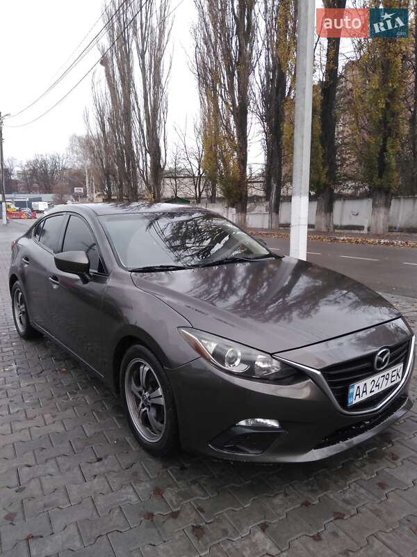 Седан Mazda 3 2014 в Києві