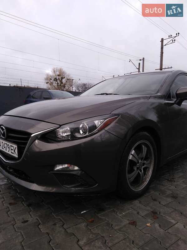 Седан Mazda 3 2014 в Києві