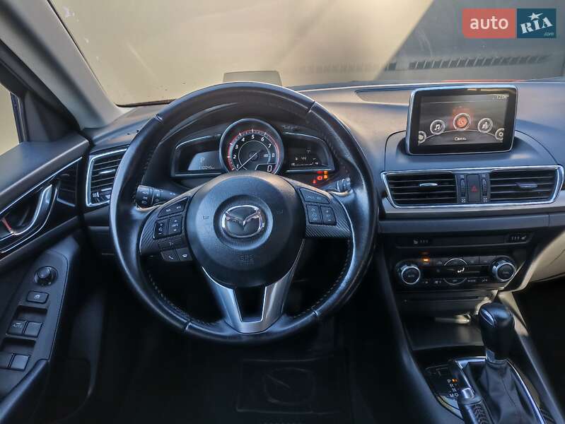 Хетчбек Mazda 3 2016 в Львові фото 29 Хетчбек Mazda 3 2016 в Львові