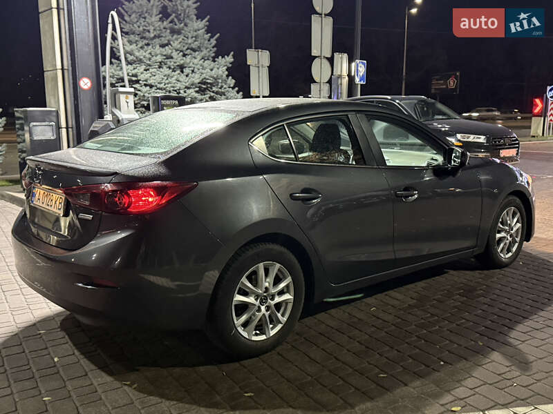 Седан Mazda 3 2015 в Киеве фото 5 Седан Mazda 3 2015 в Киеве