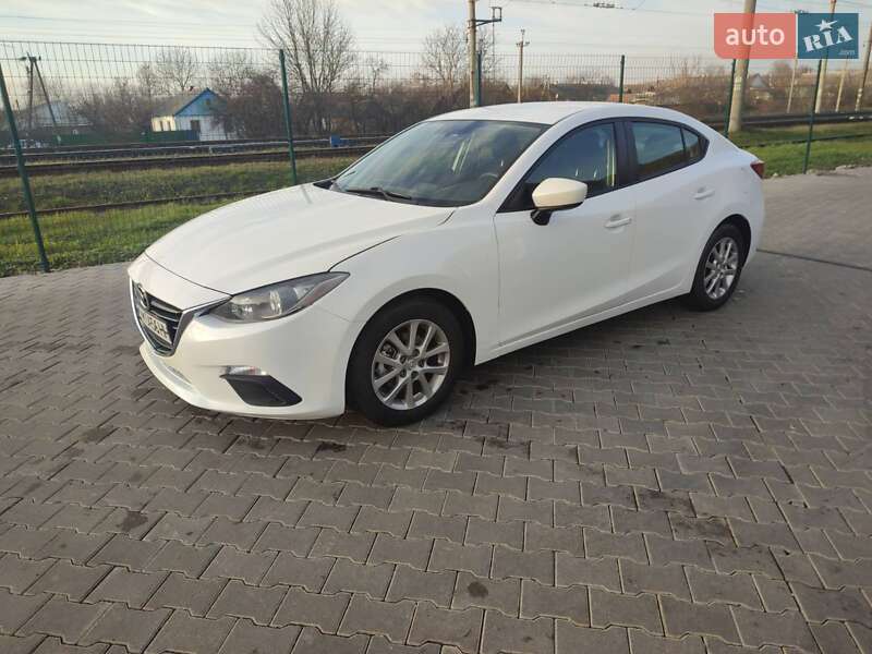 Седан Mazda 3 2014 в Звягелі