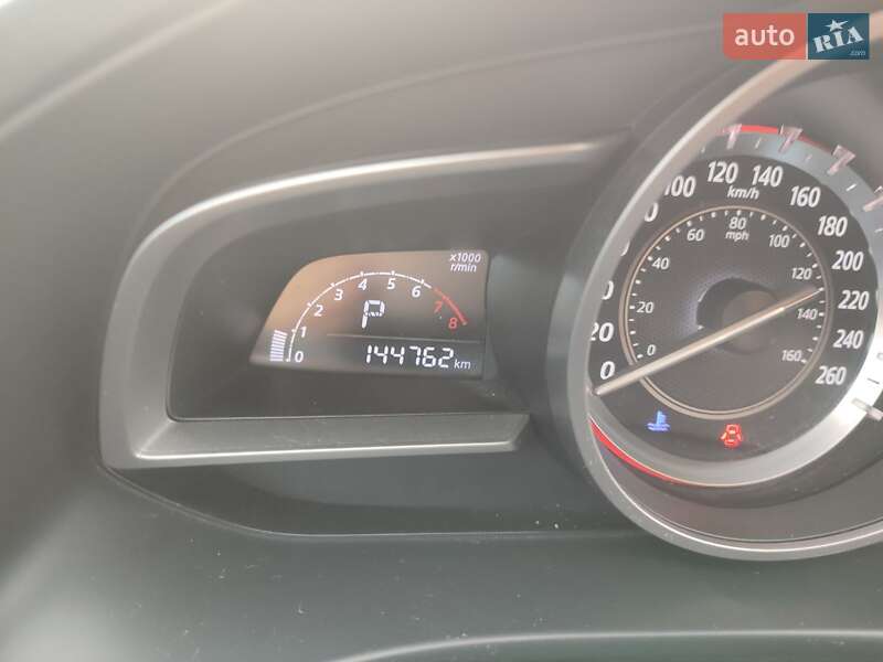 Седан Mazda 3 2014 в Звягелі