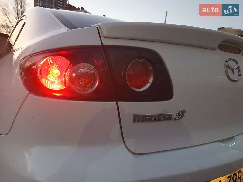 Седан Mazda 3 2007 в Киеве