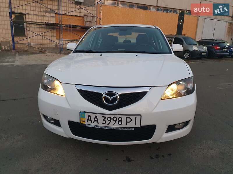 Седан Mazda 3 2007 в Киеве