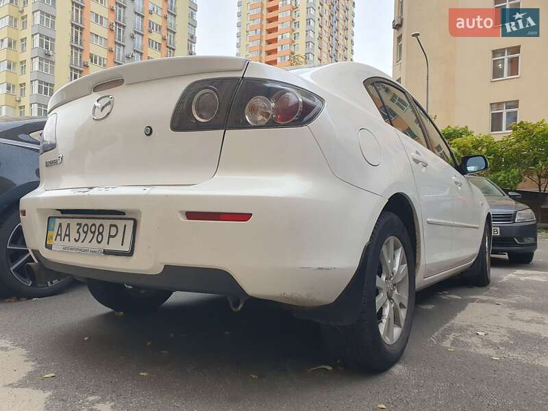Седан Mazda 3 2007 в Киеве