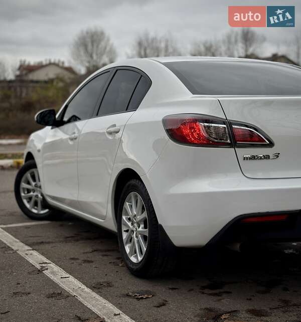 Седан Mazda 3 2010 в Києві фото 15 Седан Mazda 3 2010 в Києві