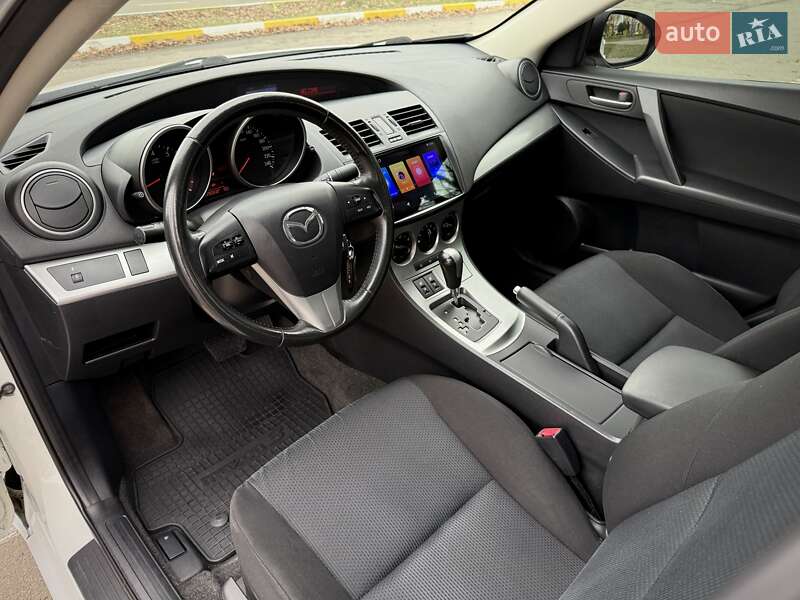 Седан Mazda 3 2010 в Києві фото 18 Седан Mazda 3 2010 в Києві