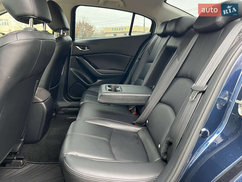 Седан Mazda 3 2018 в Миколаєві фото 6 Седан Mazda 3 2018 в Миколаєві