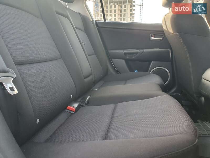 Седан Mazda 3 2007 в Киеве