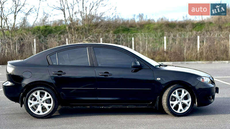 Седан Mazda 3 2006 в Виннице